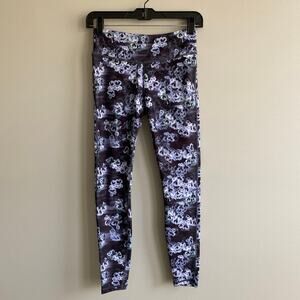 Fabletics Salar Printed Powerform Leggings Black Purple Floral XS NWT